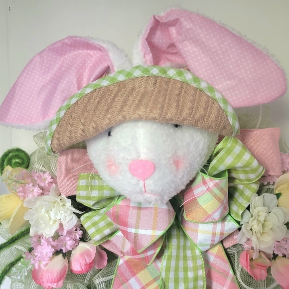 Spring Bunny Deco Mesh Bow Wreath Rabbit Greens Pinks - Picture 5 of 13